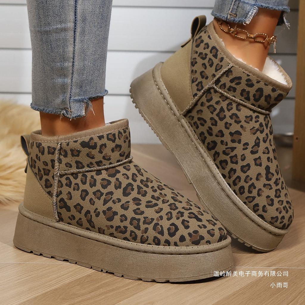 Women's winter leopard print warm and cold-resistant high-top lightweight hiking boots, waterproof and slip-resistant, high-top boots, snow boots.