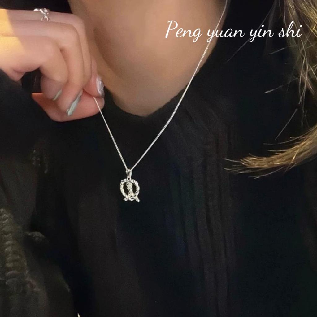 Su Chuang S925 Sterling Silver Twisted Rope Heart Necklace for Women - Elegant Sweet Design, High-End Collarbone Chain.