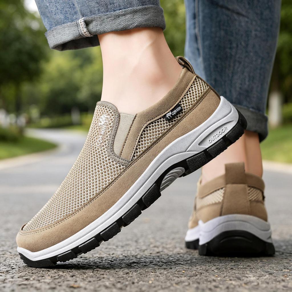 Men's Slip-On Shoes Breathable and Comfortable Casual Mesh Shoes for Summer