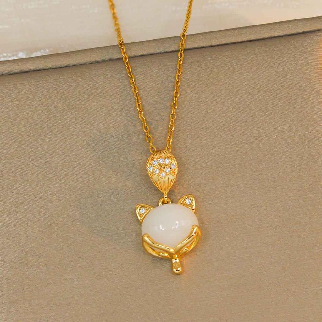 Necklace Titanium Steel Women's Summer Niche Design Sense Light Luxury Necklace Girls Exquisite Versatile Advanced Sense Simple Accessories