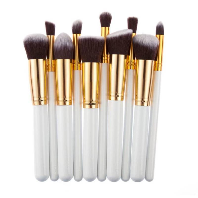 Makeup Brush Set With Artificial Fiber Bristles And Wooden Handles For Professional Artists