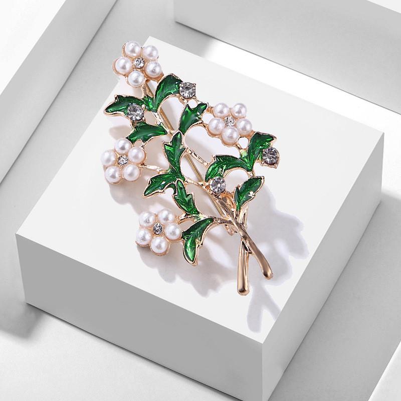 Vintage Green Leaf Brooch With Pearl And Rhinestone For Women Fashion Accessory