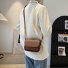 Kleine Tasche Damen Frühling und Sommer Neu Nischen Design Lässige Umhängetasche PU Leder Kleine Quadratische Tasche Schulter Achselhöhle Tasche