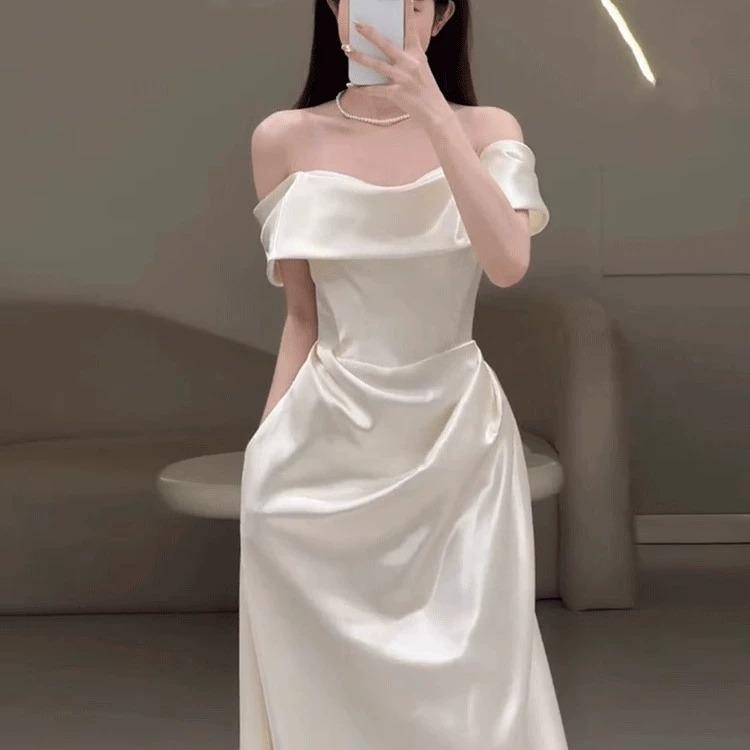 Elegant Satin One-Shoulder Engagement Dress Women's High-End Luxury Simple White Bridal Gown with Veil for Wedding And Party