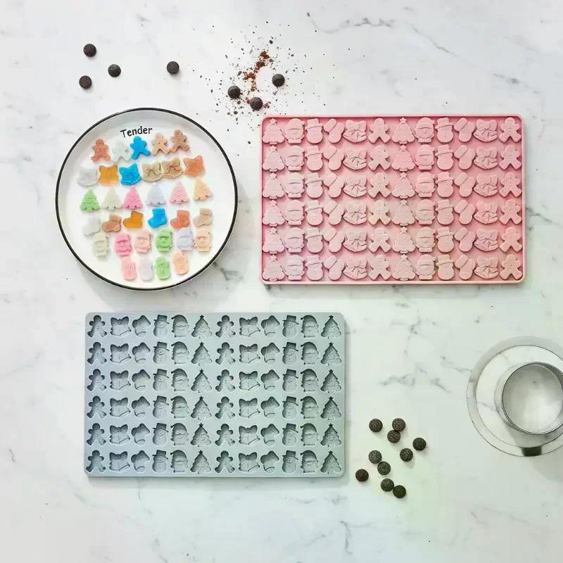 1pcs Christmas Silicone Chocolate Molds Candy Baking Moulds Handmade Sock Snowman Xmas Tree Gingerbread Man Santa Claus Mold