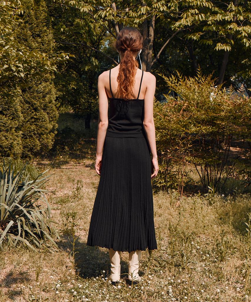 RE RHEE Knitted Pleats Midi Skirt Black