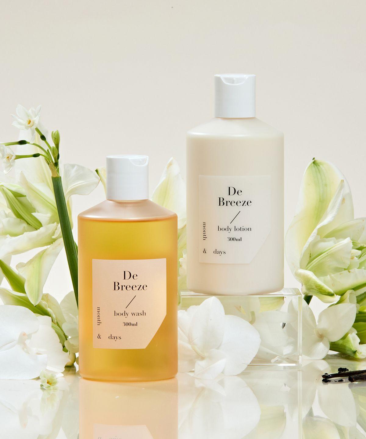 [Body SET] Perfume Care D Breeze Clean Soap Scent (Body Wash 300ml + Body Lotion 300ml)