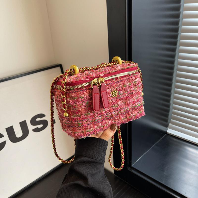 Woolen bag women's autumn and winter new fashion niche chain messenger bag high-end mini box bag