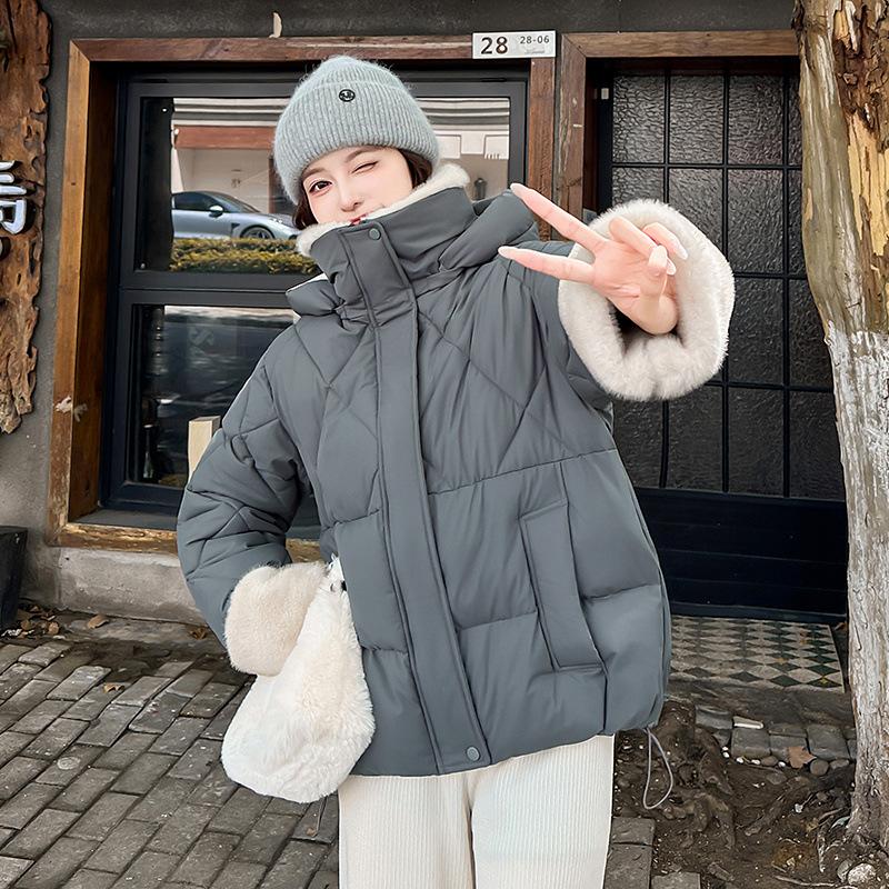 Tjock Varm Jacka med Avtagbar Huva och Kort Pälskrage