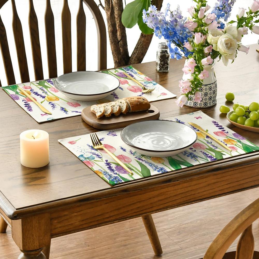 Lavender Tulip Spring Placemats for Dining Table, 30x45cm Summer Seasonal Holiday Decoration Rustic Vintage Washable Table Mats