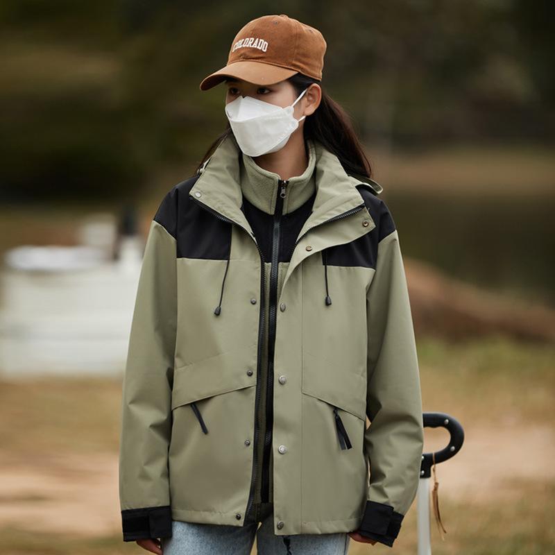 Winter Women's 3 and 1 Charge Jacket Lined Silver Fleece  Windproof Waterproof Coat Outdoor Hiking and Skiing Outdoor Jackets