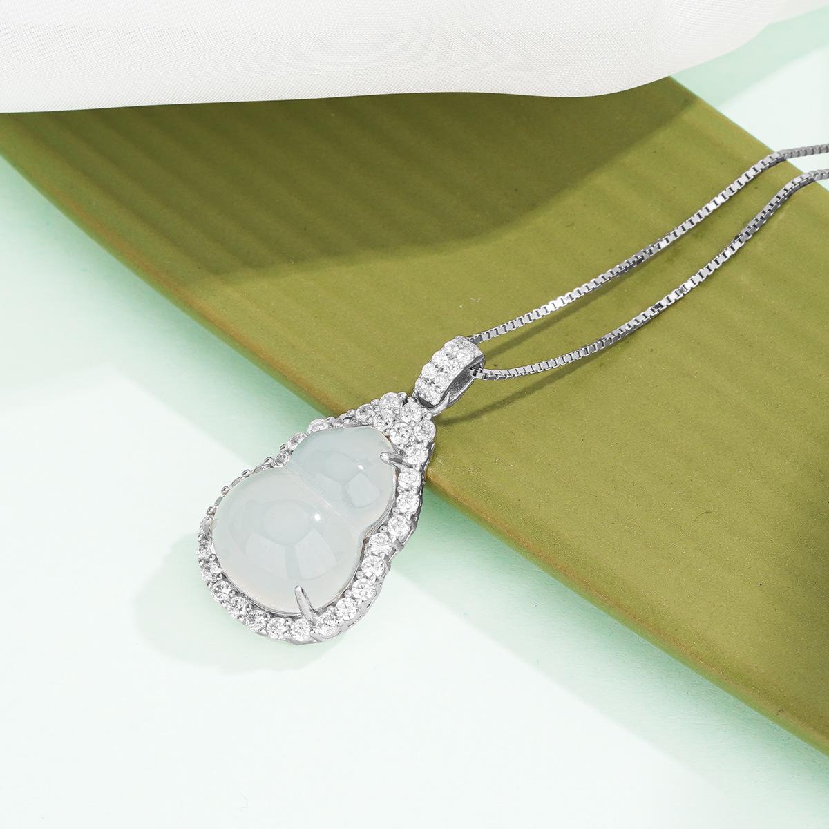 Tichiya Agate Gourd Necklace: Sterling Silver, Chinese Style, Fu Lu Design, Clavicle Chain for Women. S925 Silver
