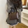 Vintage Oilwax Leather Boston Bag Women's Portable Messenger Bag