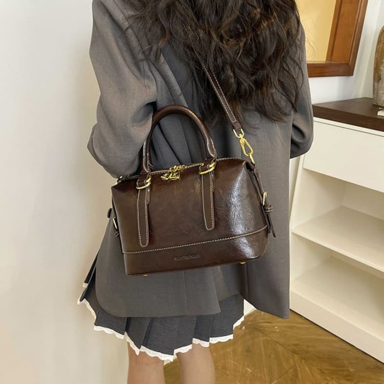 Vintage Oilwax Leather Boston Bag Women's Portable Messenger Bag