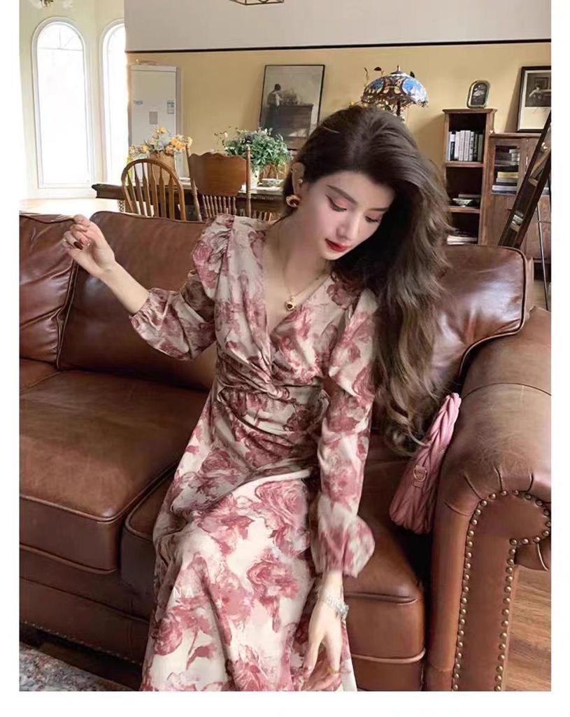 Elegant French Floral Print Cross Strap Dress for Women - Slimming Base Layer in Light Mature Style