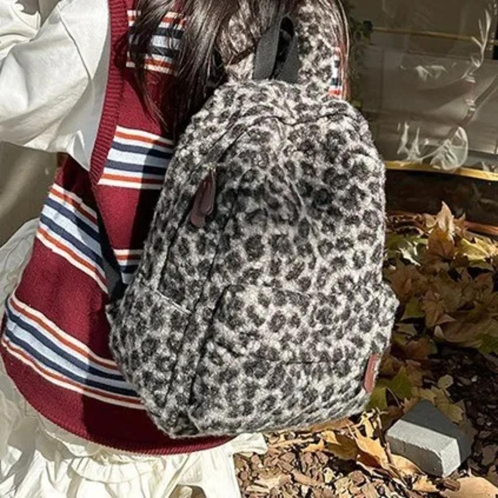 Y2K Vintage Plush Leopard Print Backpack for Girls Large Capacity College Students Schoolbag Casual Portable Ladies Shoulder Bag