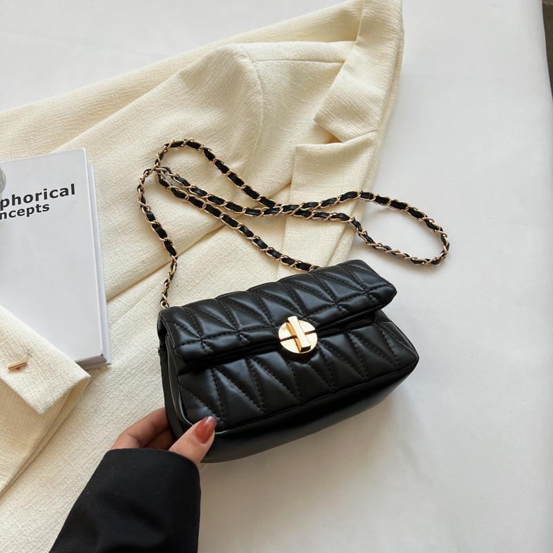 Trendy Quilted Square Shoulder Bag For Women 2023 Fashion Pu Leather Chain Crossbody