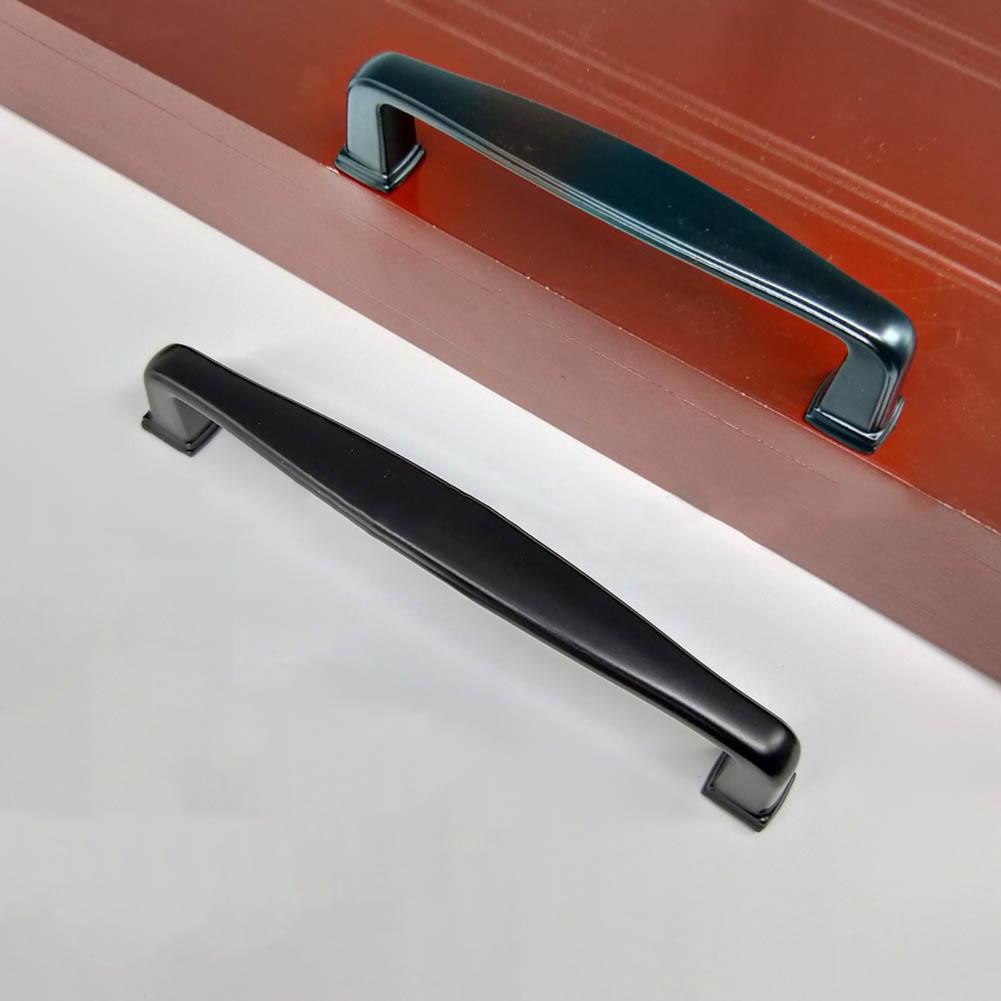 

Черные ручки 96 мм/128 мм. Ручки для ручек шкафа.