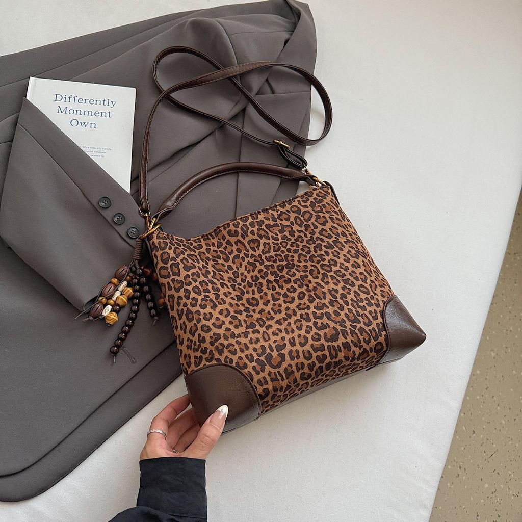 Retro Suede Crossbody Bag - Large Capacity Tote for Autumn/Winter