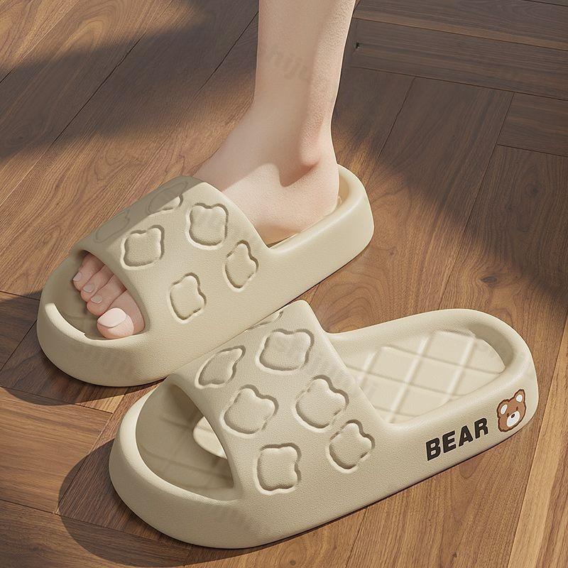 Fashion Women Flat Slippers Summer Cartoon Bear Slippers EVA Bathroom Outdoor Casual Soft Non-slip Beach Slippers Platform Home Sandals
