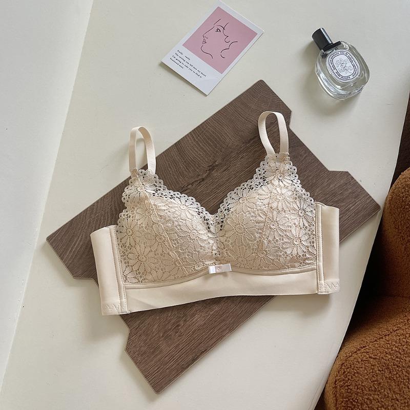 

Дышащий кружевной бюстгальтер с треугольной чашкой пуш-ап без стального кольца и боковой частью шеи 38/85AB бежевый