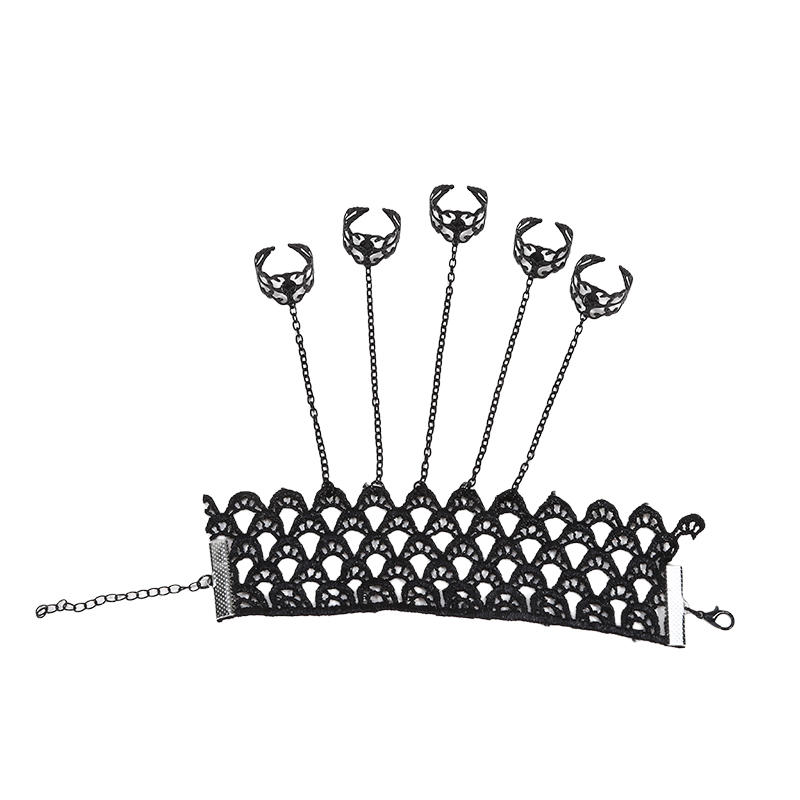 Gothic Style Exaggerated Personality One-Piece Finger Chain Women'S Retro Hollow Tassel Nail Back Chain