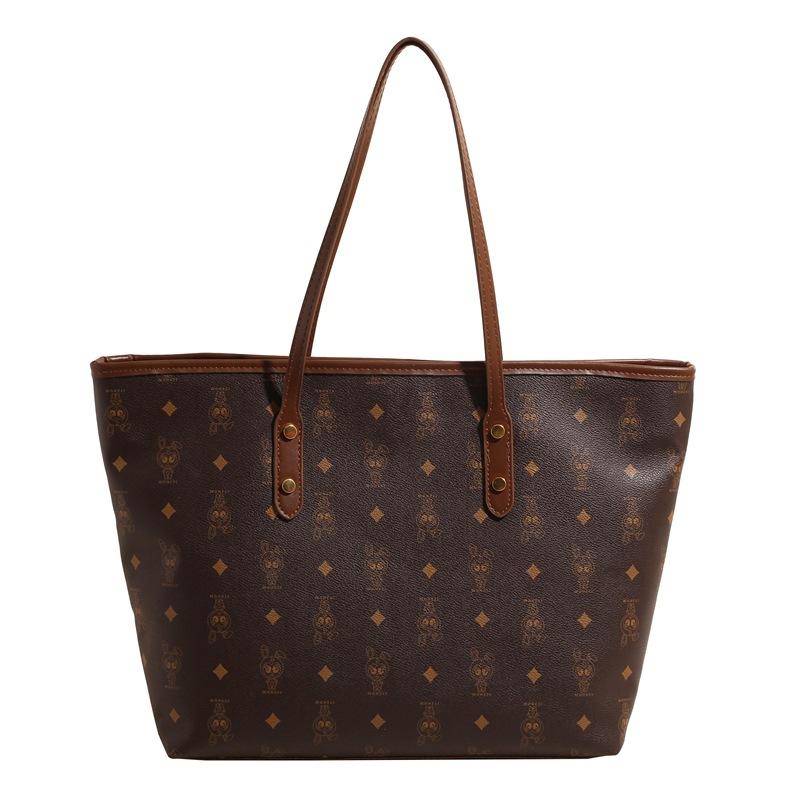 Bear Print Armpit New Large-capacity Tote Bag Portable Commuter Travel High-texture Shoulder Bag