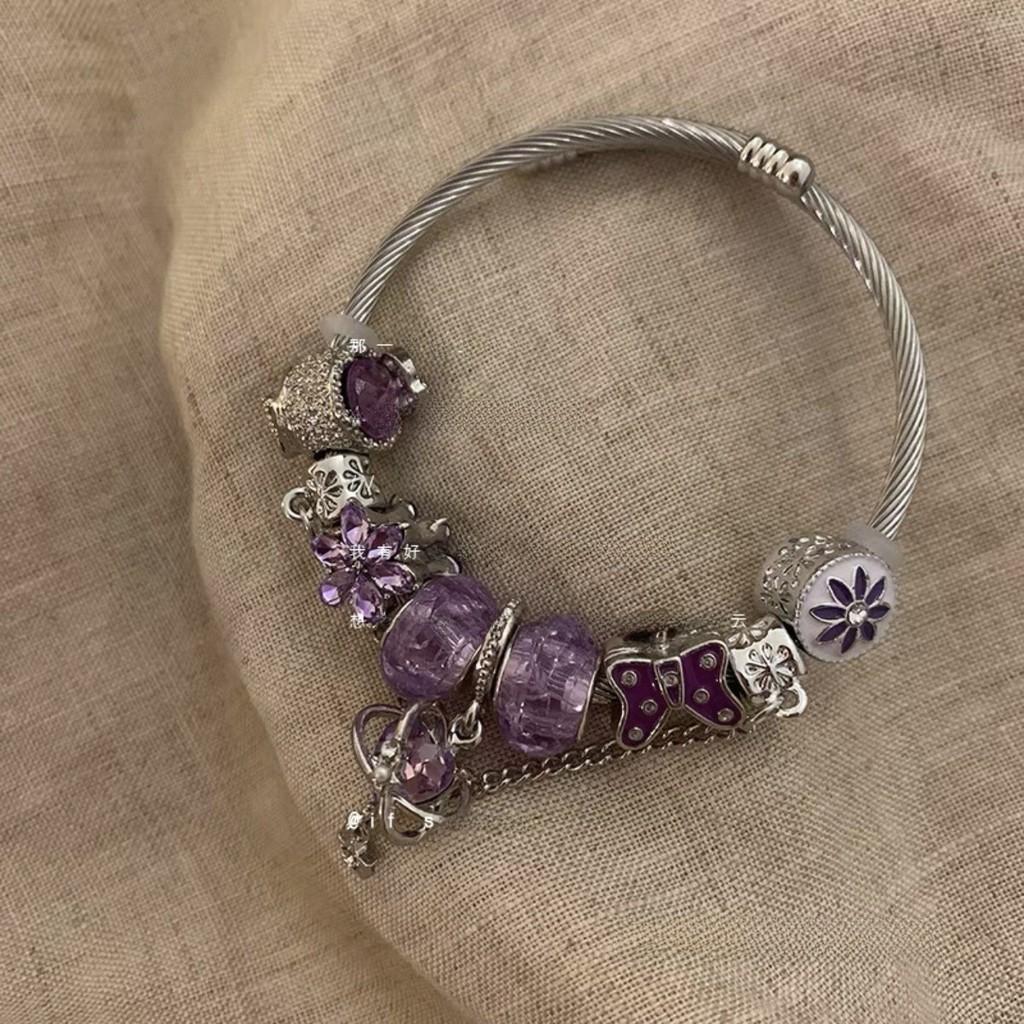 Vintagebeaded Bracelet For Women With Crown And Heart Designs