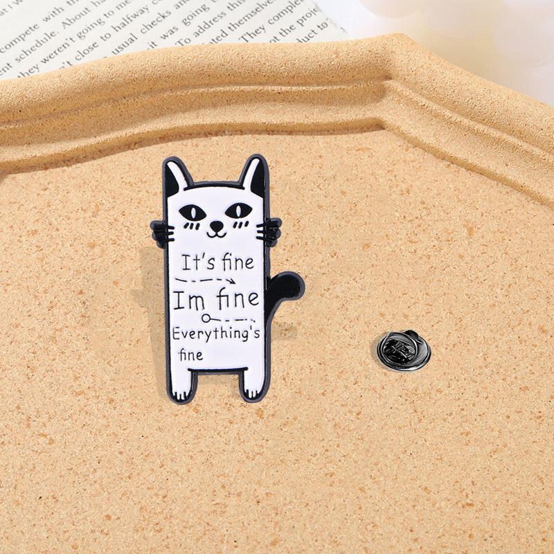 Original Cartoon Katze Metall Brosche Niedliche Tier Serie Schwarze Katze Pistolen Abzeichen Heiß verkaufte Pin Zubehör