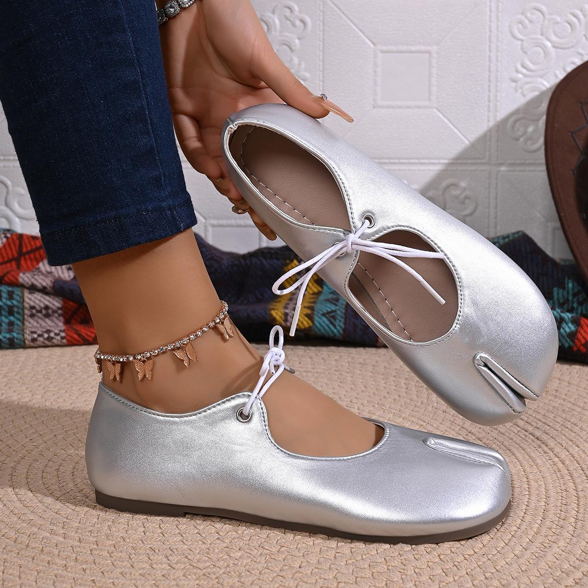 Designer Women Leather Toe Separator Comfortable Slip-On Breathable Japanese Style Tabi Ninja Shoes Women s Flats Loafers 35