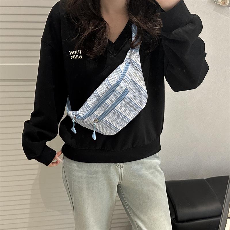 Personalized Breast Bag, Foreign Style, Sports Style, Beautiful Foreign Style 2025 New Popular Casual Simple Single Shoulder Messenger Fanny Pack Wome