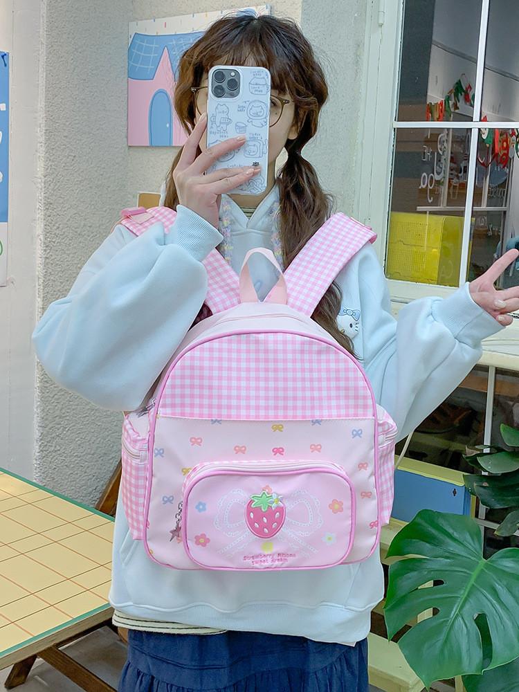 Niedlicher Mini-Rucksack aus Nylon mit rosa Erdbeeren, Schmetterlings- und Schleifenmotiv für den täglichen Gebrauch