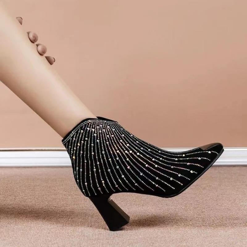 Gypsy rhinestone short boots women's autumn and winter new pointed anti-collision high heels fashion boots side zipper Martin boots