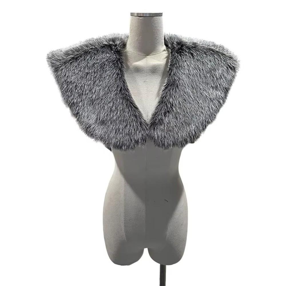Pirate Design Medieval Viking Cape Hunter Style Faux Fur Cloak Retro Warrior Cloak