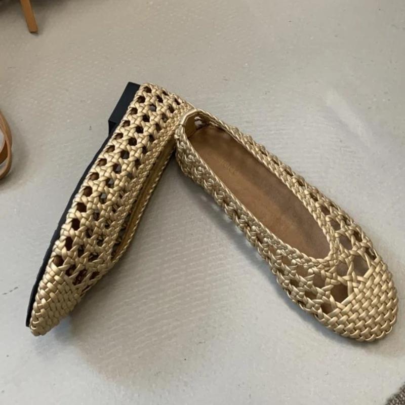Fashion Handmade Woven Hollow Flat Sandals Women Fashion Round Toe Mesh Soft Sole Casual Shoes Summer Comfortable Non-slip Beach Sandals
