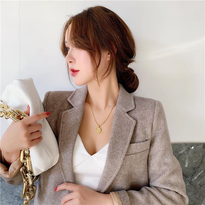 Retro Sunflower Oval Titanium Steel Necklace Clavicle Chain with 18K Gold Plating