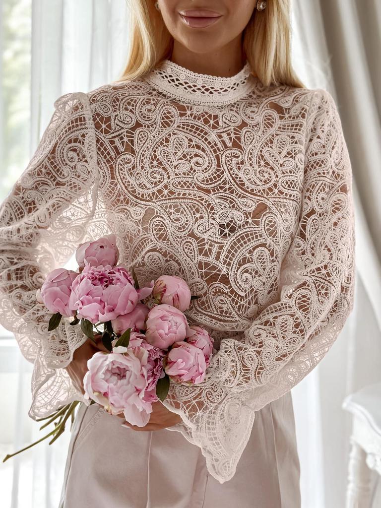 Elegant Lace Stand Collar Long Sleeve Shirt: European & American Style with Korean Niche Design for Autumn & Winter