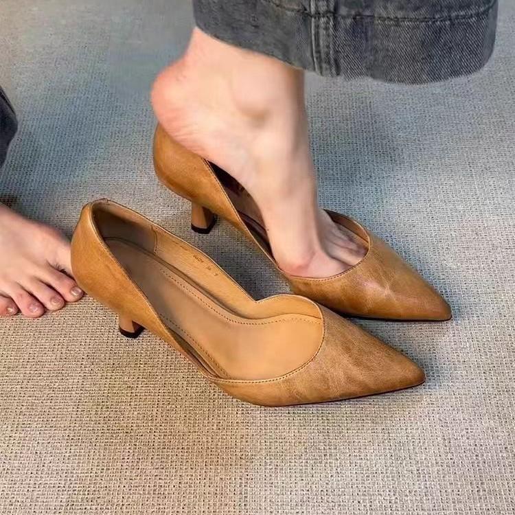 Wunderschöne französische Retro-Stil spitze High Heels Damen neue vielseitige Stiletto Temperament leichte Mund Einzelne Schuhe