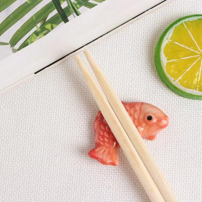 Fish-Shape Ceramic Chopsticks Holder Spoon Fork Rest Sushi Sticks Rack Shelf Chopsticks Holder Stand Rest Pillow Kitchen Utensil