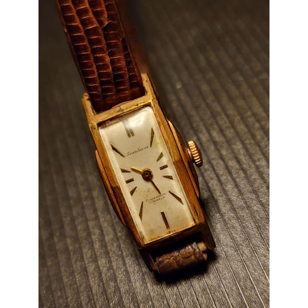 Used Seiko Solar Manual Winding Watch Gold Vintage 17 Jewels Ladies