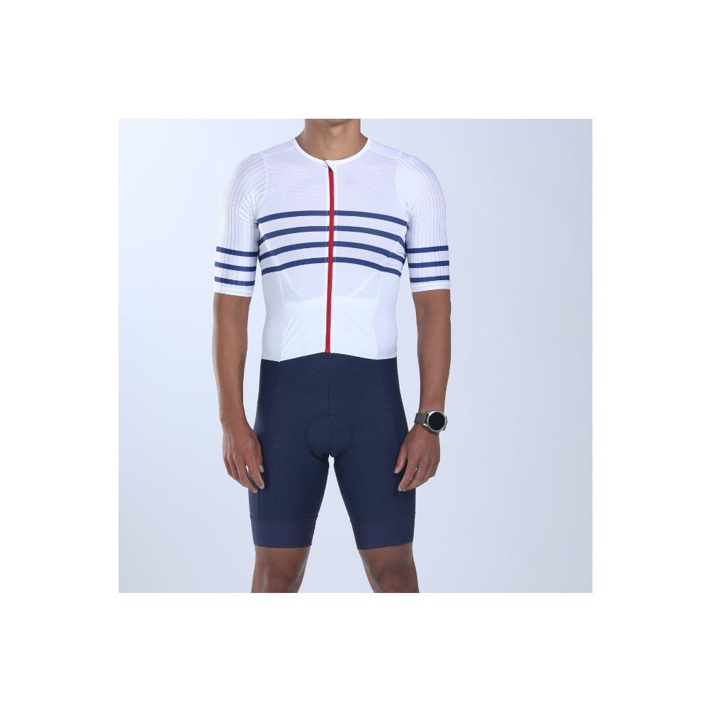 Bodysuits, cycling suits, individual team triathlons, mountain roads