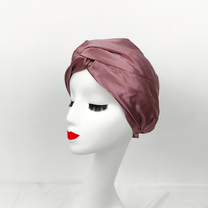 

Шапочка для догляду за волоссям Spot 19 Double Layer Heavy Silk - 19 Momme Sleeping & Confinement Cap One Size