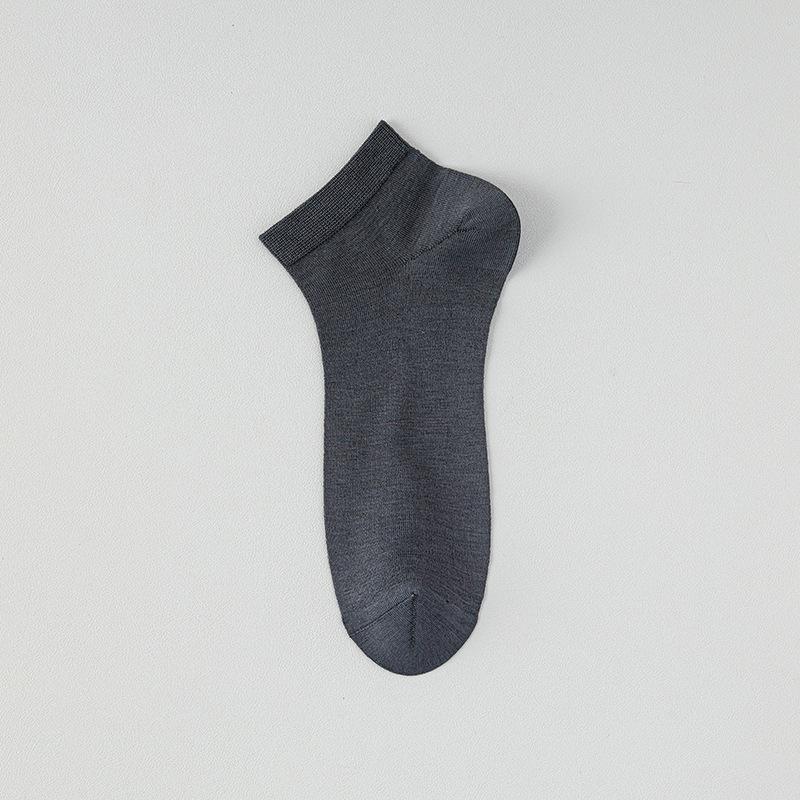Mulberry Silk Men's Short Socks, Summer Thin, Cool, Antibacterial, Sweat-absorbing, Non-dropping Heel, Deodorizing Mesh Boneless Mid-calf Socks