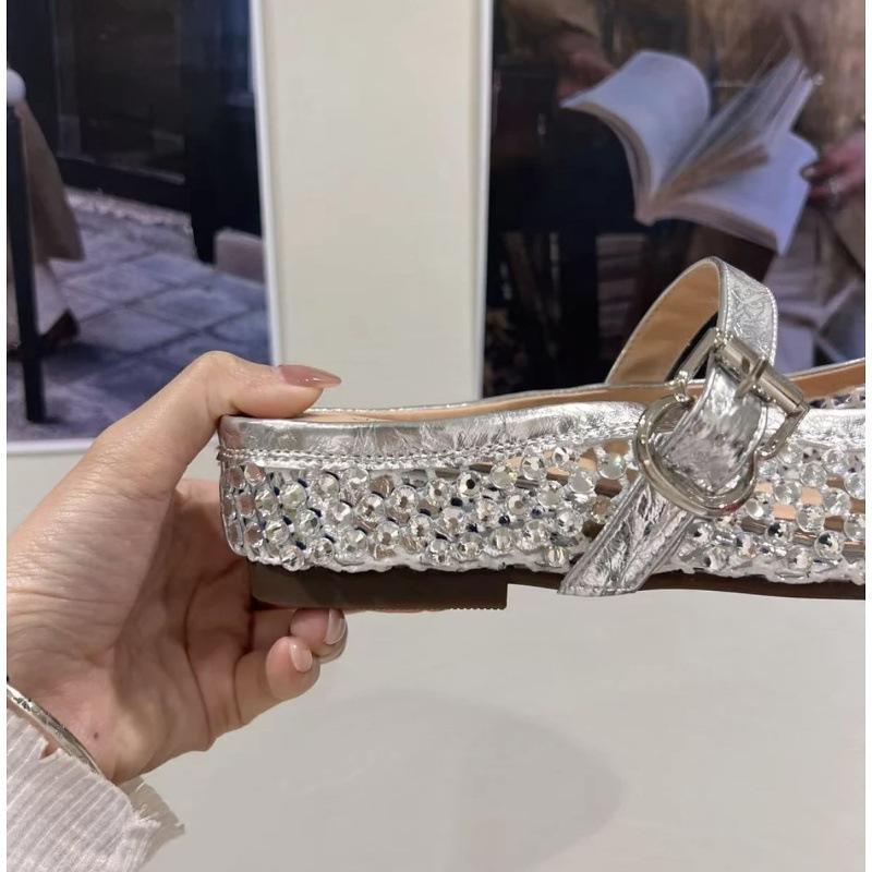 Retro pointed metal buckle rhinestone bag head half slippers women wear fashionable cool slippers