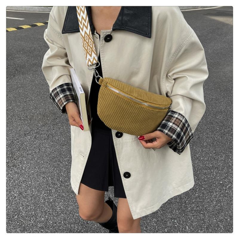 Velvet Bag Women's Large-capacity New Autumn and Winter Niche Design Broadband Messenger Bag Saddle Bag