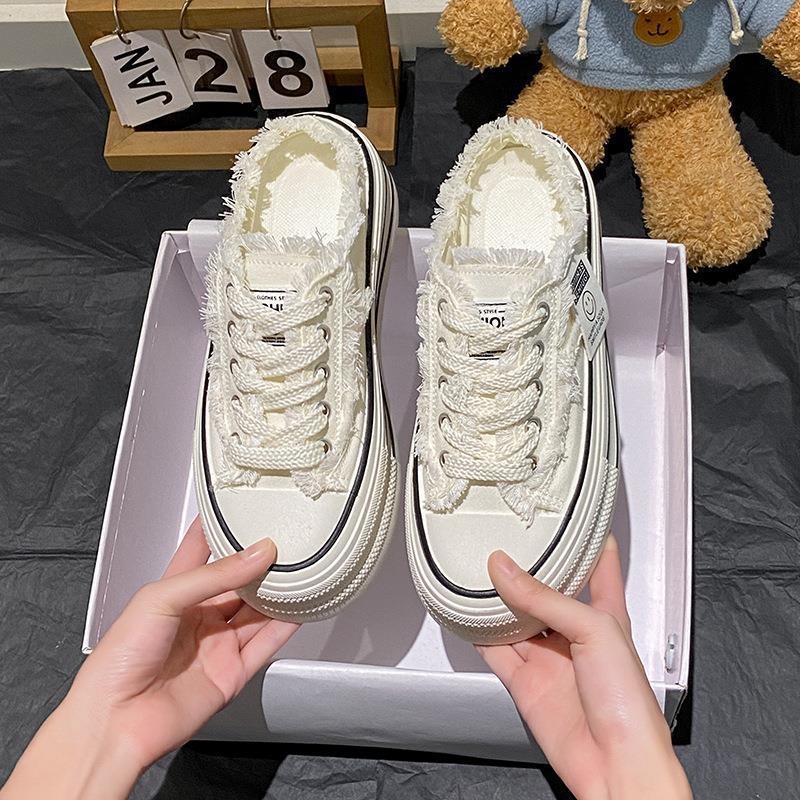 

Тапочки Baotou, женская летняя верхняя одежда 2024 года, новые маленькие белые парусиновые туфли без каблука, ленивые, полутяжелые, летние сандалии на толстой подошве 40