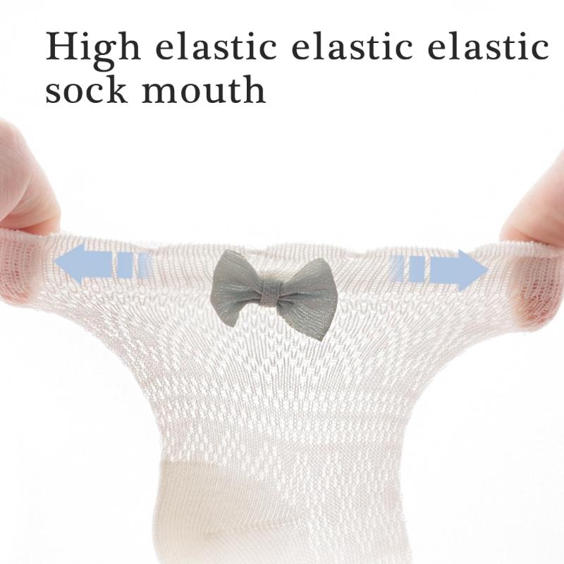 Set of 3 Pair Girls Cotton Ankle Socks Baby Hosiery with Nonslip Elastic Cuffs Design for Toddler Daily Comfort Wear