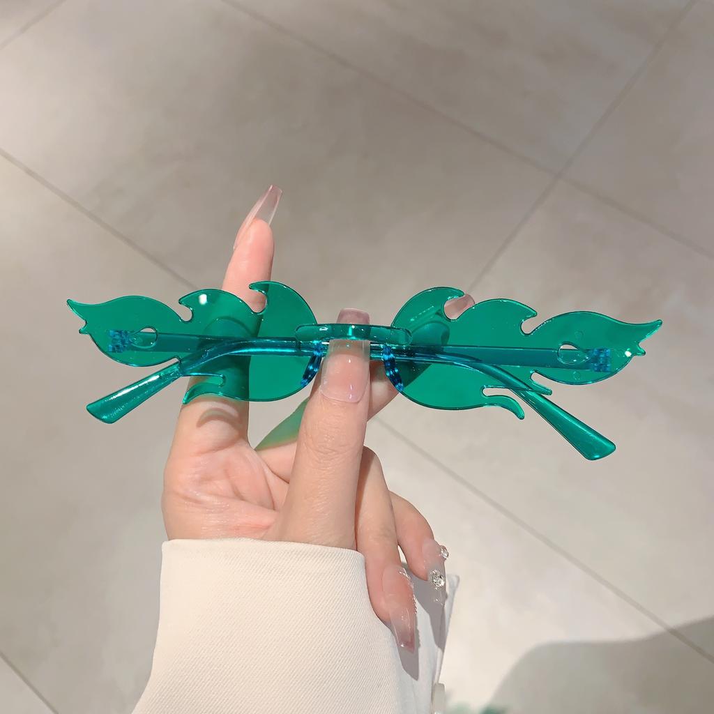 12 Pairs Per Set Flame Shaped Sunglasses New Fashion Rimless Candy Color Party Shades Trendy Design Colorful Sun Glasses