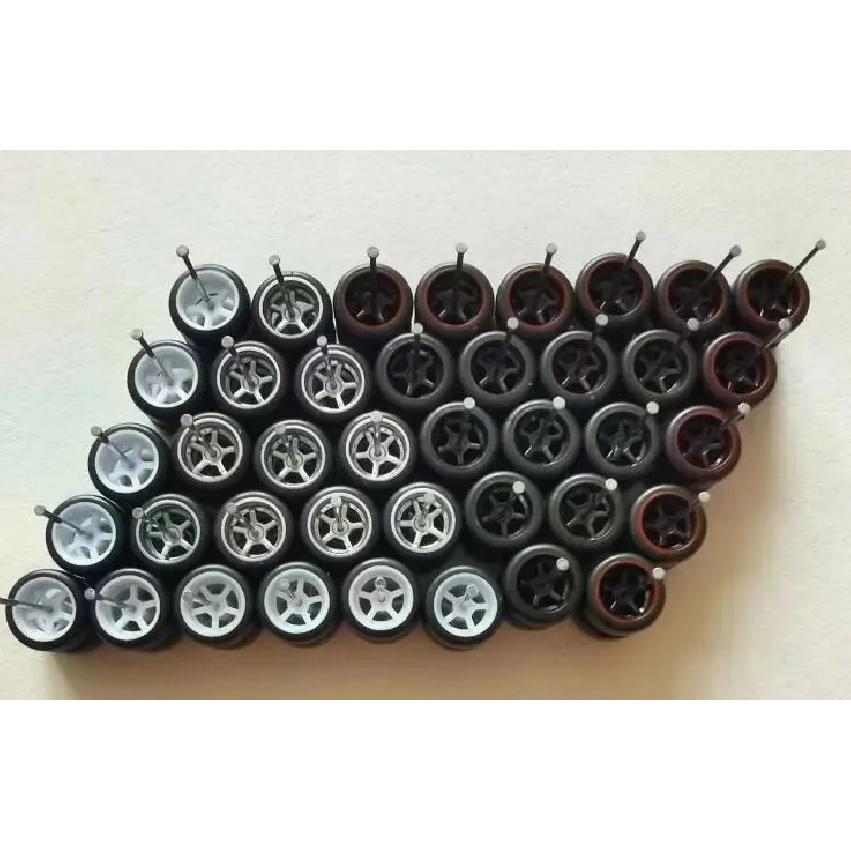 80 PZ(per 20 auto) Ruote in Lega per Auto 1/64 con Pneumatici per Hot Wheel/Matchbox/Domeka 1:Modellino Auto in Lega 64