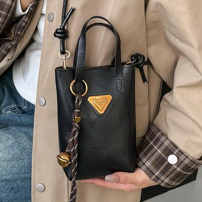 High End Mini Mobile Phone Bag Autumn and Winter New Fashion Crossbody Bag for Women Ins Niche One Shoulder Handbag